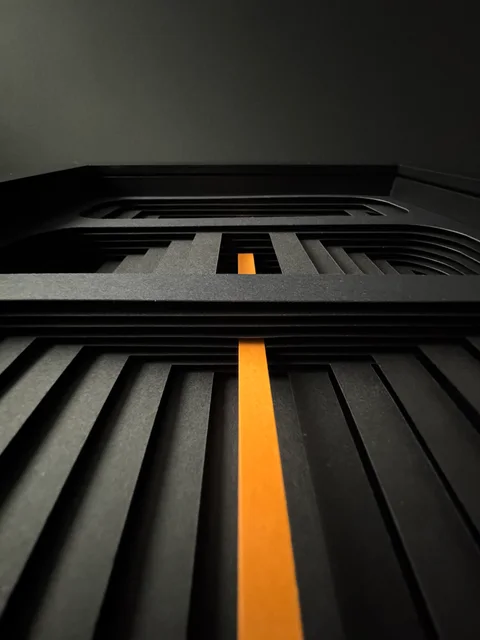 NF-03. View looking upward along the frame and the orange core.